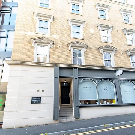 Appartamento Modern 1 Bed Flat 2 Mins Walk From Restaurants Bars Clubs & Beach! Wow! Bournemouth Esterno foto